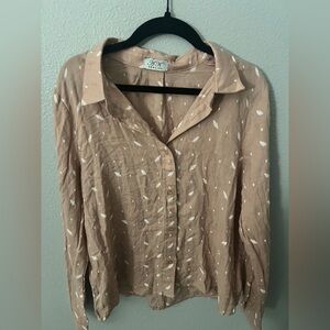 ANNA KAY Blush Feather Pattern Top